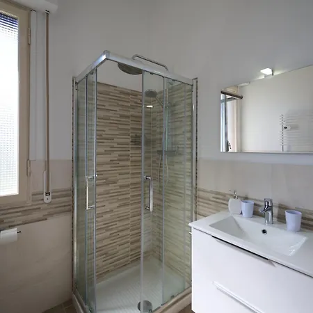 Camilla Terrazzo Diano Castello