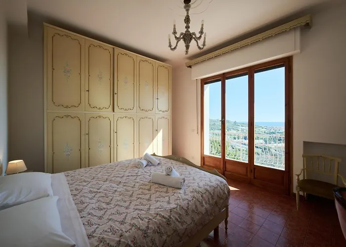 Camilla Terrazzo * Diano Castello